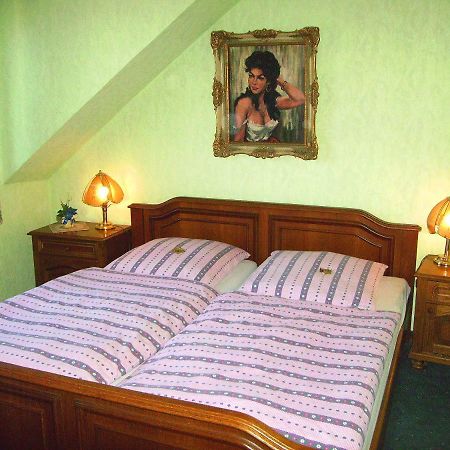 Hotel Garni Huttenhof Kall Kültér fotó