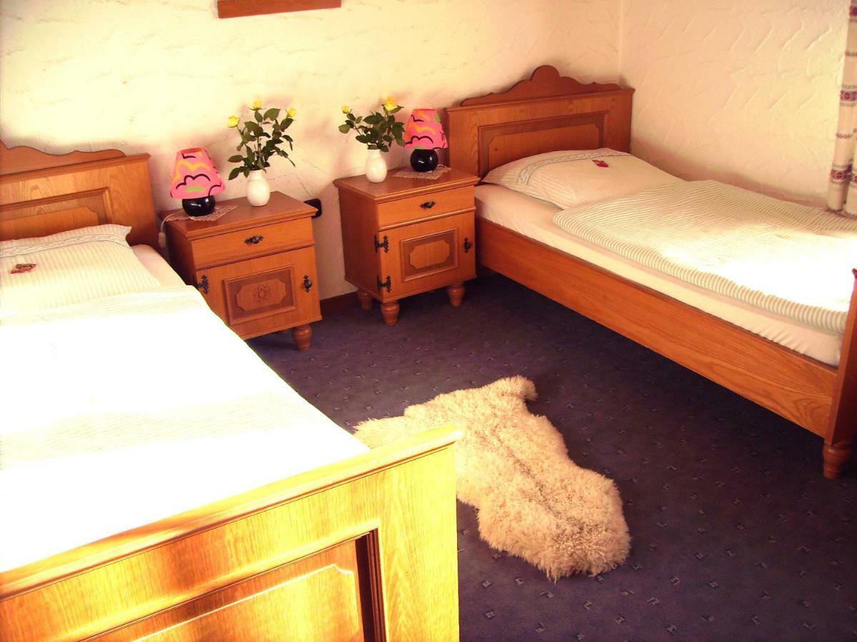 Hotel Garni Huttenhof Kall Kültér fotó